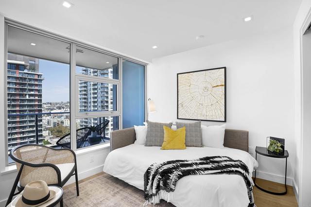 Image 14 of 56 For 1388 Kettner Blvd  1703