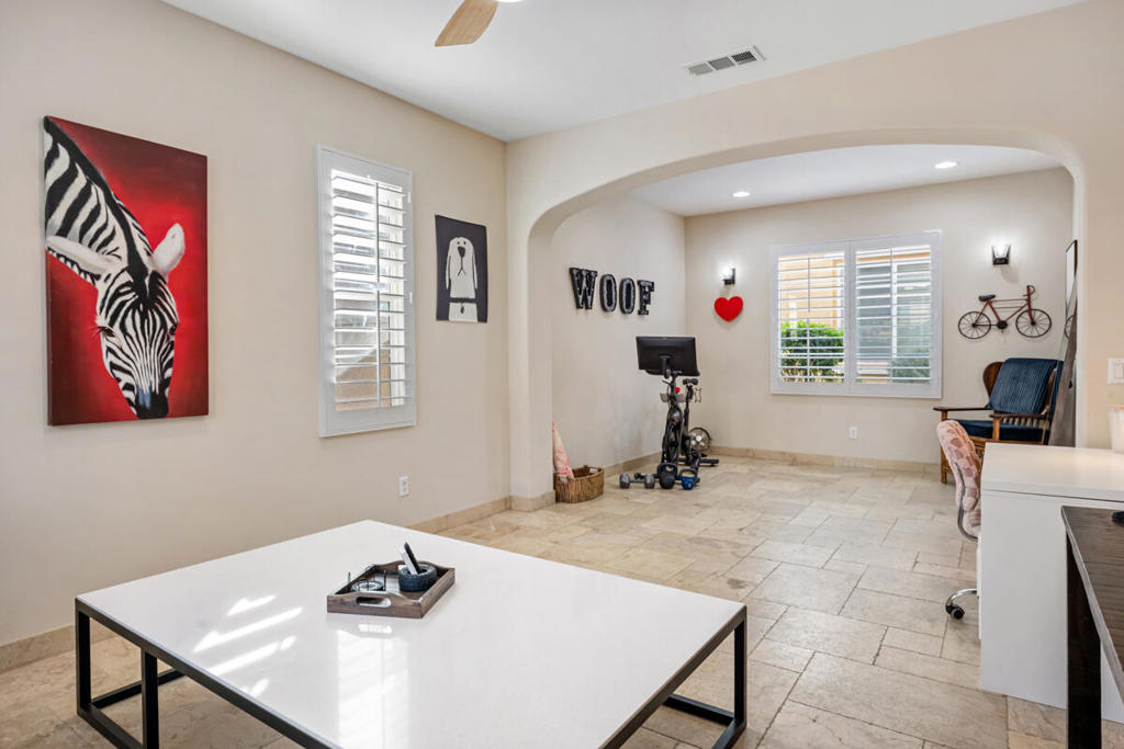 MLS #219142325DA image #7