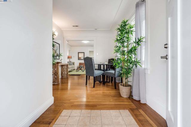 1510 Burbeck Ave, Richmond CA: https://media.crmls.org/mediaz/e79539fc-217a-468f-97b8-c0ef387cc59b.jpg