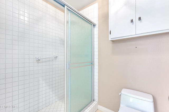 3041 Three Springs Drive, Westlake Village CA: https://media.crmls.org/mediaz/e79557a0-ddd5-460f-bb15-b43ab7a4858a.jpg