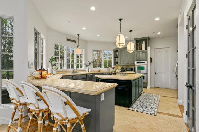 Detail Gallery Image 6 of 17 For 5445 Calzada Del Bosque, Rancho Santa Fe,  CA 92067 - 6 Beds | 4/1 Baths