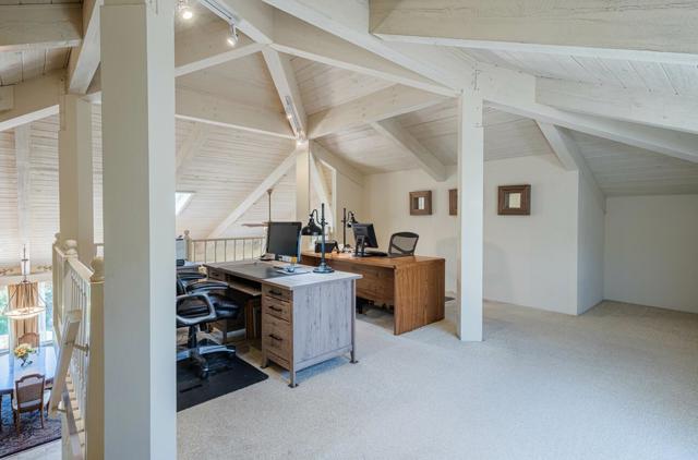15847 Pleasant Valley Lane, Salinas CA: https://media.crmls.org/mediaz/e795bdfc-c09f-4c87-ac15-48bb832b6171.jpg
