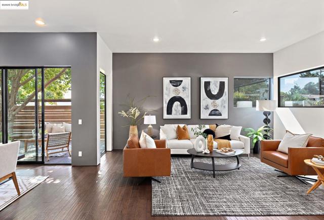 1406 San Pablo Ave, Berkeley CA: https://media.crmls.org/mediaz/e7966ed6-f010-49e6-ae99-09850de9808b.jpg