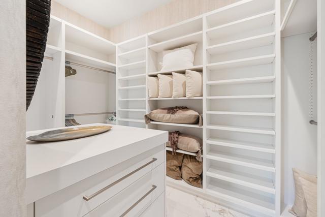 75167 Mansfield Drive, Indian Wells CA: https://media.crmls.org/mediaz/e7975318-cfdc-4623-a39f-0752c8c797f9.jpg