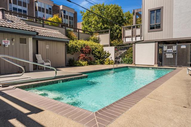 2411 Carlmont Drive, Belmont CA: https://media.crmls.org/mediaz/e798ac0a-3628-4f1f-b681-486f57da968c.jpg