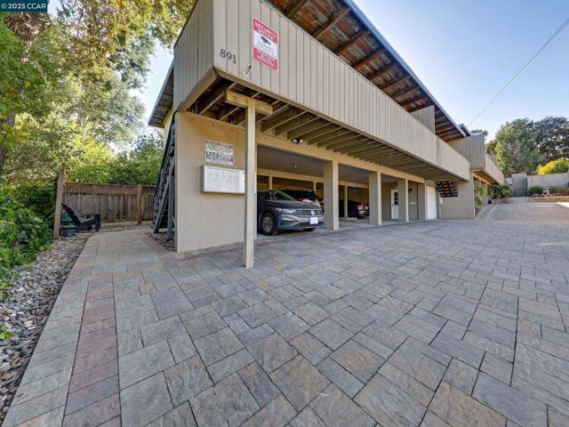 891 Bell Street, Lafayette CA: https://media.crmls.org/mediaz/e798ef58-f2f6-4dba-9f44-8a10c23cff76.jpg