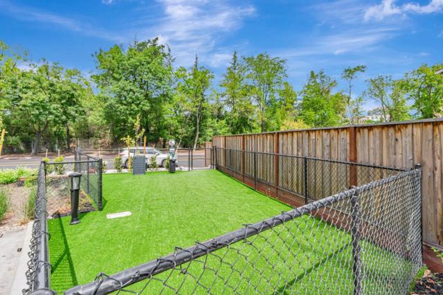 186 Oak Circle, Walnut Creek CA: https://media.crmls.org/mediaz/e799785b-8de0-47eb-8f94-30524d5d2f67.jpg