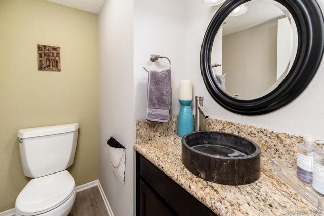 4052 Mahaila Ave, San Diego CA: https://media.crmls.org/mediaz/e799ca33-4912-41cb-93da-ed4fa07c20a6.jpg
