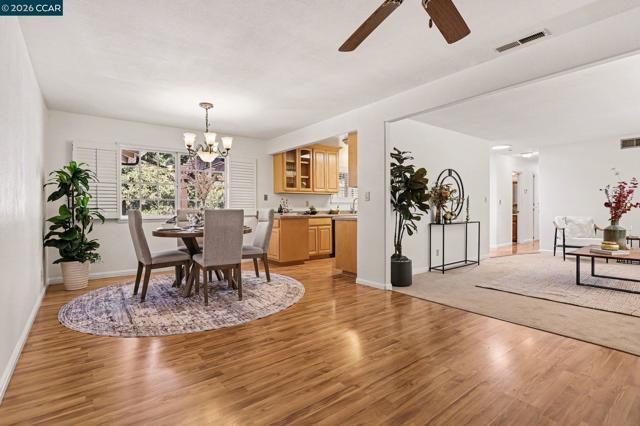 1451 Franklin Canyon Rd, Martinez CA: https://media.crmls.org/mediaz/e79a04f9-8a16-4b23-872f-46c3795c5dc5.jpg