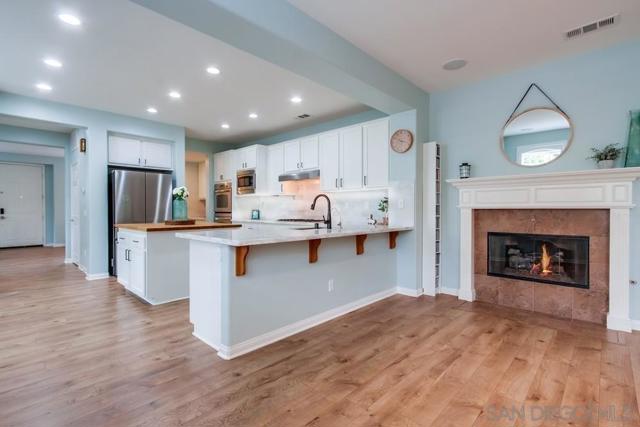 15655 Paseo Montenero, San Diego CA: https://media.crmls.org/mediaz/e79bc9d7-a9d0-440d-9f71-e65983664e50.jpg