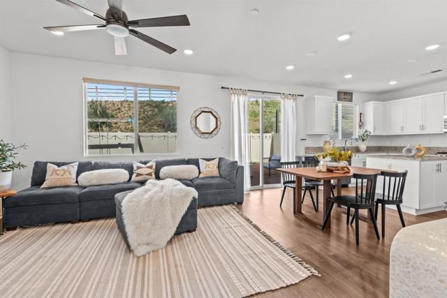 Detail Gallery Image 4 of 25 For 228 Hass Lane, Fallbrook,  CA 92028 - 3 Beds | 2/1 Baths