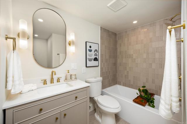 Detail Gallery Image 24 of 34 For 45 Oaktree Ln, Rolling Hills Estates,  CA 90274 - 4 Beds | 3 Baths