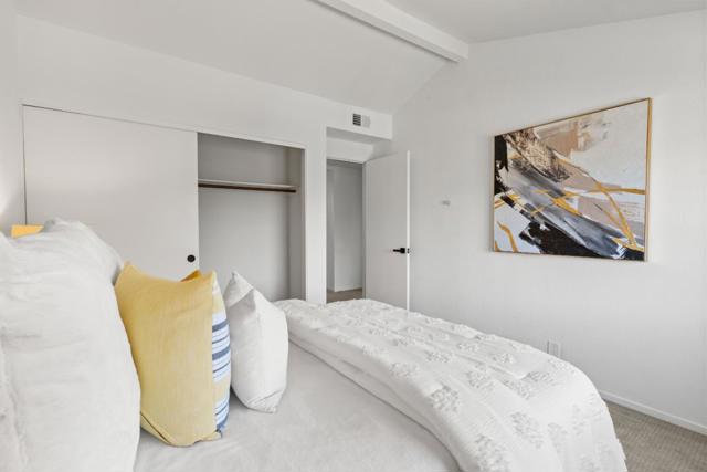 17 Spinnaker Place, Redwood City CA: https://media.crmls.org/mediaz/e79dfa3c-6b78-42e9-8897-37691cd076f0.jpg