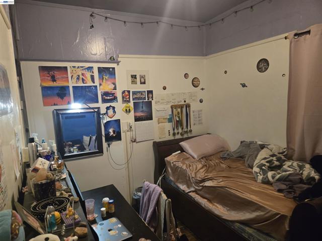 Image 12 of 29 For 1345 53rd Ave