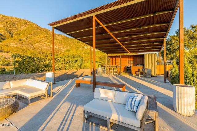 4488 Foothill Road, Carpinteria CA: https://media.crmls.org/mediaz/e79f8b79-52a6-4033-a8f1-10f5aae19e6f.jpg