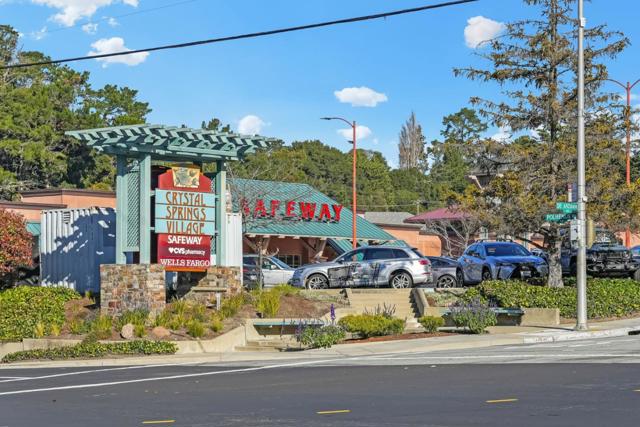 3900 Marsten Avenue, Belmont CA: https://media.crmls.org/mediaz/e79fb8fc-debe-4172-bd8f-e3a08d36ccc2.jpg