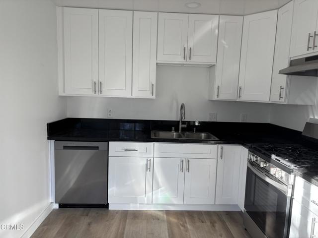 Detail Gallery Image 5 of 12 For 111 Bald St #B,  Ojai,  CA 93023 - 2 Beds | 1 Baths