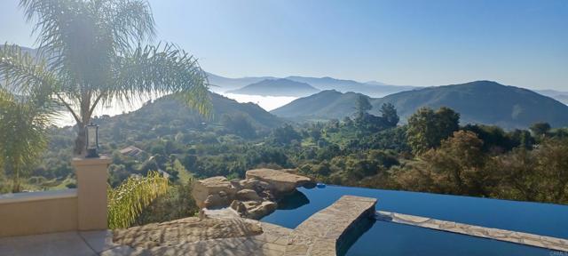 944 Rainbow Crest Road, Fallbrook CA: https://media.crmls.org/mediaz/e7a0246f-dc9e-4c8b-af76-b602d0b5175d.jpg