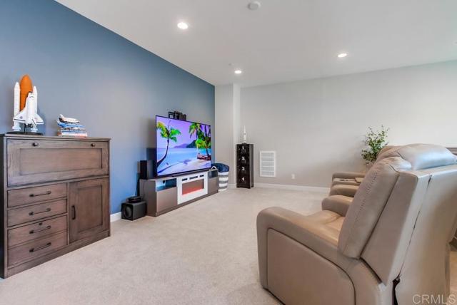 1221 Gable Court, San Marcos CA: https://media.crmls.org/mediaz/e7a08d87-d989-436d-a15a-fdc773c2cf6a.jpg