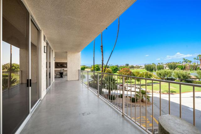 899 Island Drive #304, Rancho Mirage, CA 92270