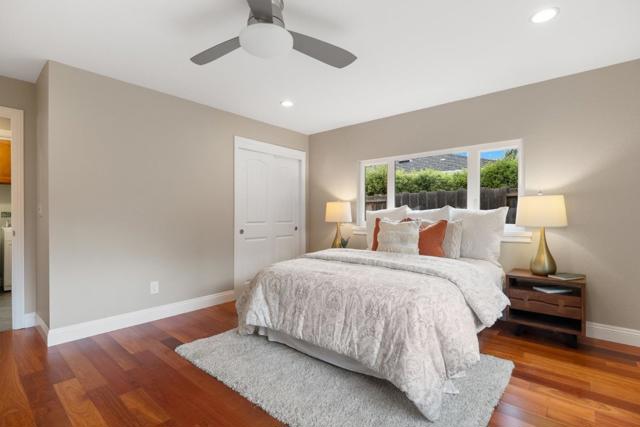 1098 Muir Way, Los Altos CA: https://media.crmls.org/mediaz/e7a1eec3-bc7a-4b4e-aa77-df6492a673fc.jpg