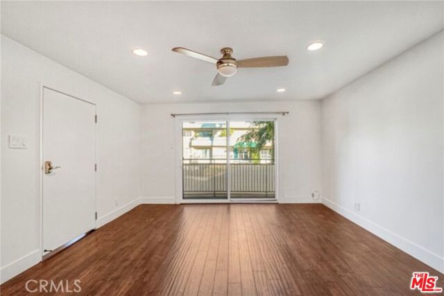 5003 Tilden Avenue, Sherman Oaks CA: https://media.crmls.org/mediaz/e7a2874d-fb42-4851-a5fb-e91e29d9b4a2.jpg