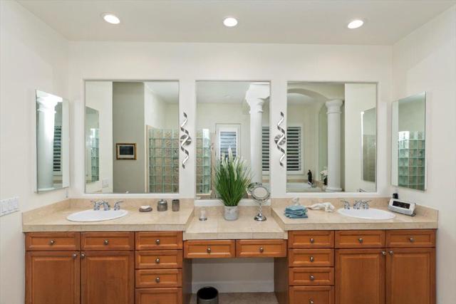 50 Toscana Way E, Rancho Mirage, CA 92270