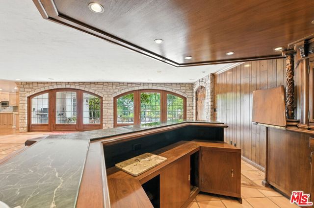 Drew Fenton | 16560 Park Lane Circle Los Angeles CA | MLS: 7286867