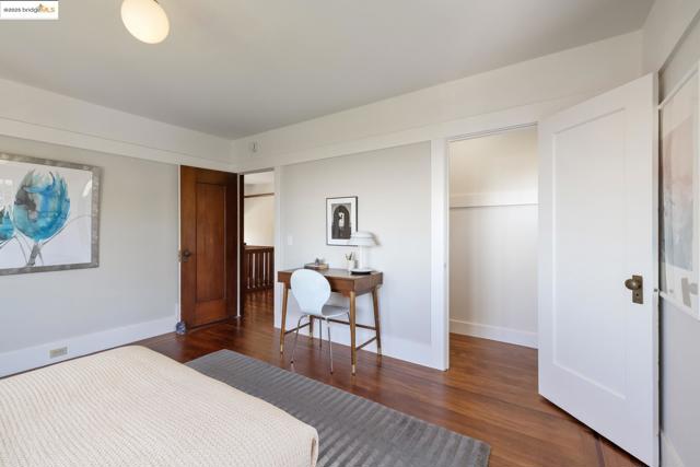 971 Santa Barbara Rd, Berkeley CA: https://media.crmls.org/mediaz/e7a6238d-039b-467a-aeda-93c6bb95fef0.jpg