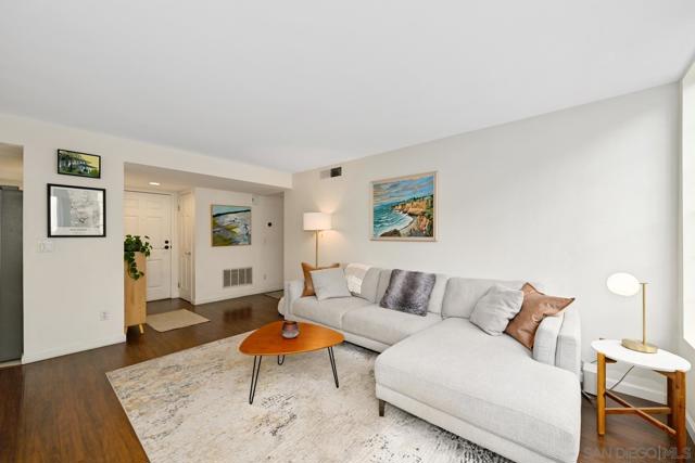 1270 Cleveland Ave, San Diego CA: https://media.crmls.org/mediaz/e7a8da09-d428-4ba9-b589-47e97ccb3d39.jpg