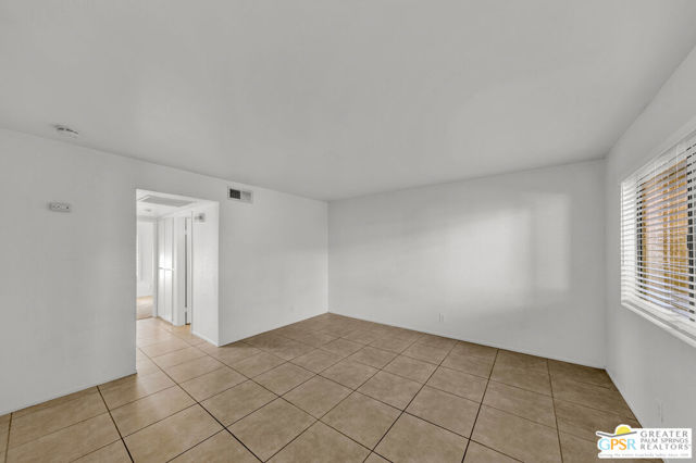 473 E Bradshaw Lane #10, Palm Springs, CA 92262
