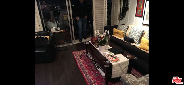 2170 Century Park East, Los Angeles CA: https://media.crmls.org/mediaz/e7ac4471-a484-4561-ad26-491a4bc6dd08.jpg