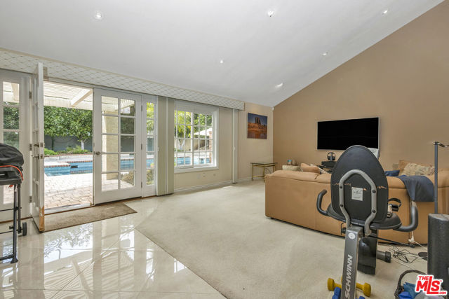 10329 Melvin Avenue, Porter Ranch CA: https://media.crmls.org/mediaz/e7ac80fa-fc57-4215-ac37-2127e3ed67ee.jpg