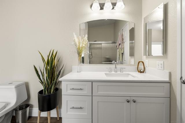 7241 San Luis St, Carlsbad CA: https://media.crmls.org/mediaz/e7ad9852-d596-468e-aba7-6b6f9d4eca8a.jpg