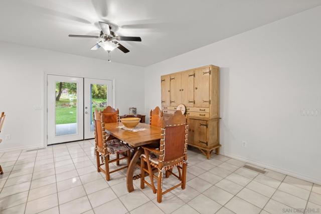 15847 Mac Tan Ln, Valley Center CA: https://media.crmls.org/mediaz/e7aec5e8-fd56-49cc-9912-28ffb6d11e1d.jpg
