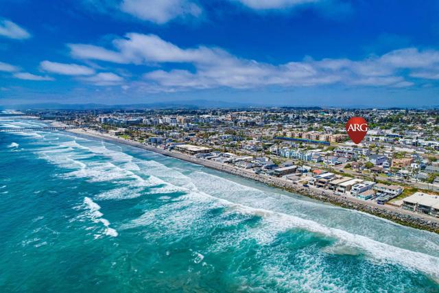 514 Myers St, Oceanside CA: https://media.crmls.org/mediaz/e7af47d6-3f6c-4902-86dc-fba73c3bf89f.jpg