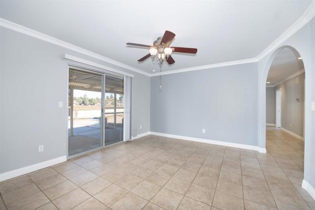 1355 Franklin Lane, Ramona CA: https://media.crmls.org/mediaz/e7af4c79-ccea-44eb-9d18-2491065df9c9.jpg
