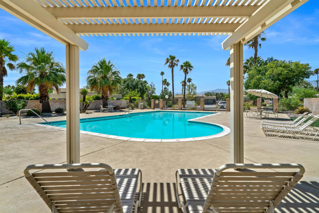 1391 Sunflower Circle S, Palm Springs, CA 92262