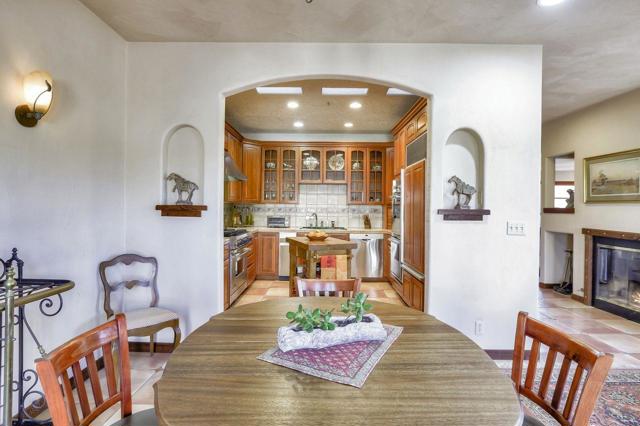 725 Correas Street, Half Moon Bay CA: https://media.crmls.org/mediaz/e7b09221-7688-47c9-9b67-69cef93d5b36.jpg