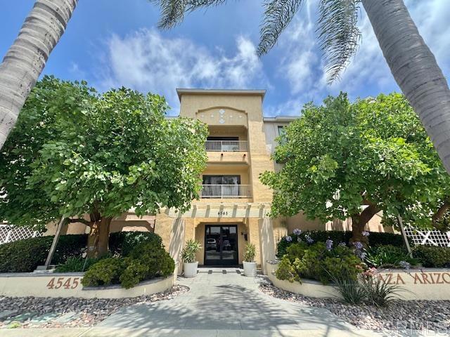 4545 Arizona Street, San Diego CA: https://media.crmls.org/mediaz/e7b0a944-8351-4682-a7a6-cd8d866e96af.jpg