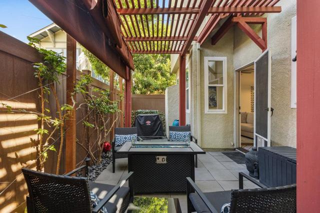 240 3rd Street, West Sacramento CA: https://media.crmls.org/mediaz/e7b1eaf1-41bc-4010-968d-d556965bf4ee.jpg