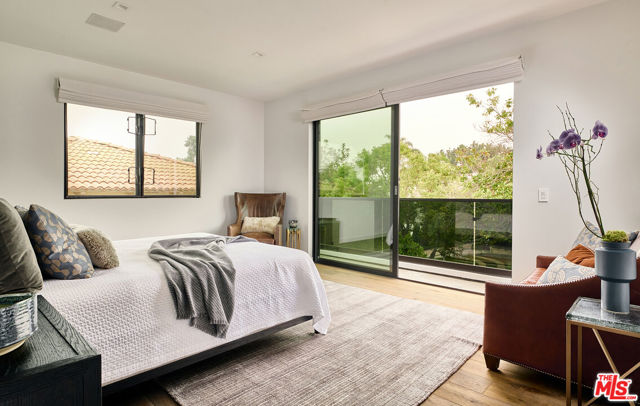 144 N Bowling Green Way, Los Angeles CA: https://media.crmls.org/mediaz/e7b26536-61b0-41d6-b16f-ef5a413b20c0.jpg