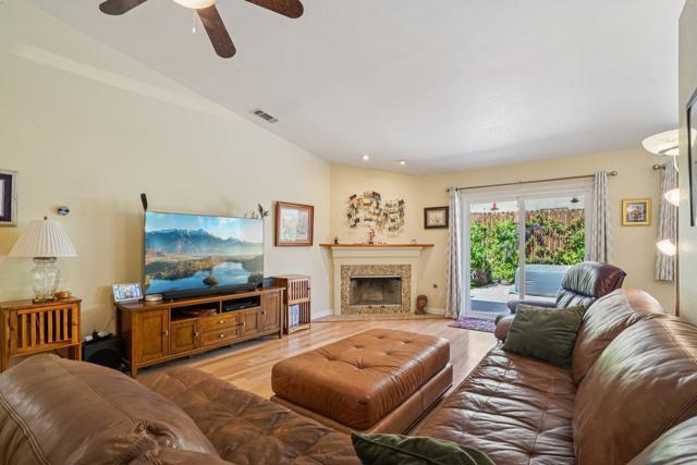 52165 Avenida Cortez, La Quinta CA: https://media.crmls.org/mediaz/e7b301bb-56f1-4340-b01c-2aaf8779876c.jpg