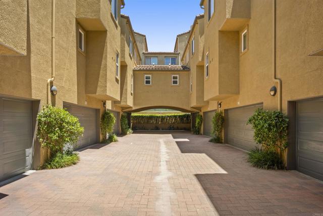 7715 El Cajon Boulevard, La Mesa CA: https://media.crmls.org/mediaz/e7b37fb0-f269-4467-87f2-bdf14c3adad4.jpg