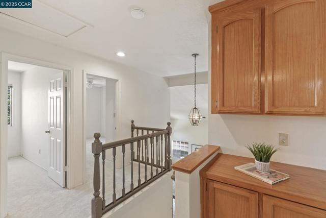 1015 Hidden Oak Ct, Concord CA: https://media.crmls.org/mediaz/e7b5f45c-300d-48e2-8ab9-796d3c743964.jpg