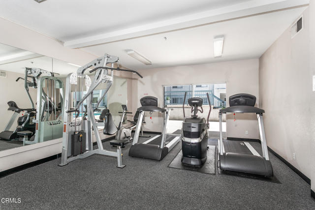 Detail Gallery Image 14 of 16 For 300 N El Molino Ave #210,  Pasadena,  CA 91101 - 0 Beds | 1 Baths