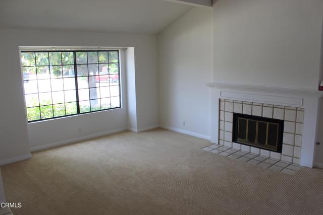 14062 Atwood Court, Moorpark CA: https://media.crmls.org/mediaz/e7b7cc71-55be-4150-98ff-5426b576f033.jpg