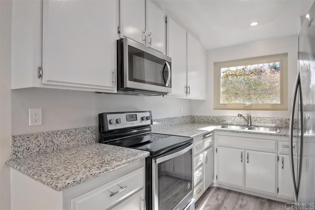 1977 Ursina Place - photo 2