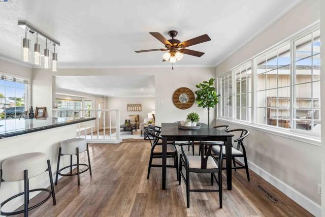 Image 18 of 60 For 38011 Temple Way