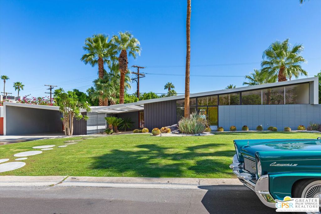 1932 S Navajo Drive